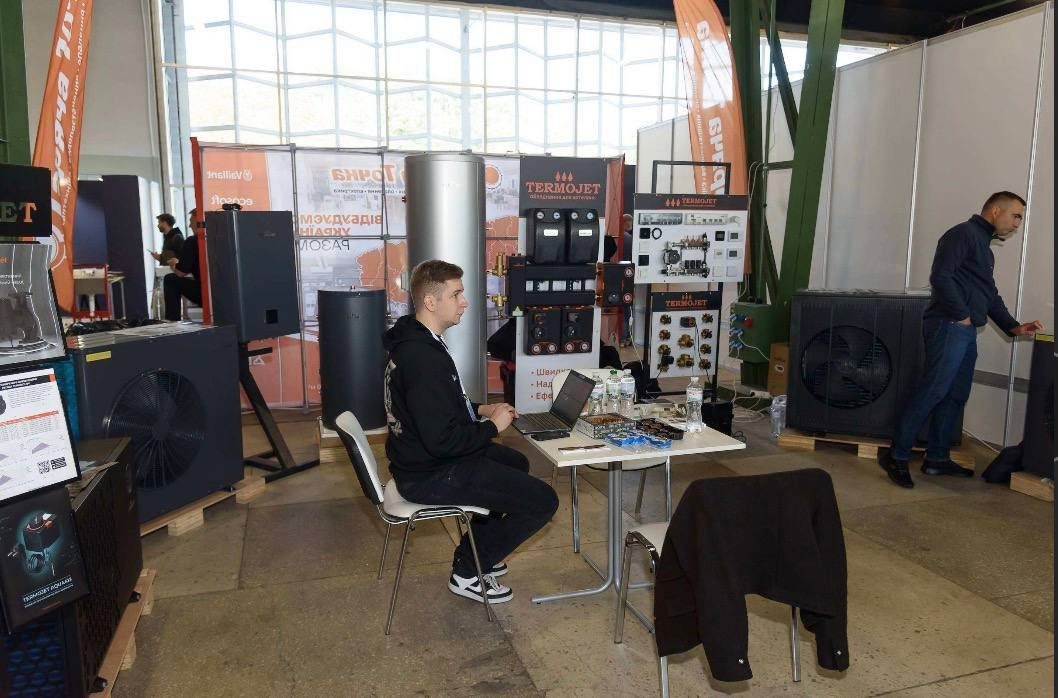 Команда Termojet на стенді виставки WaterClima