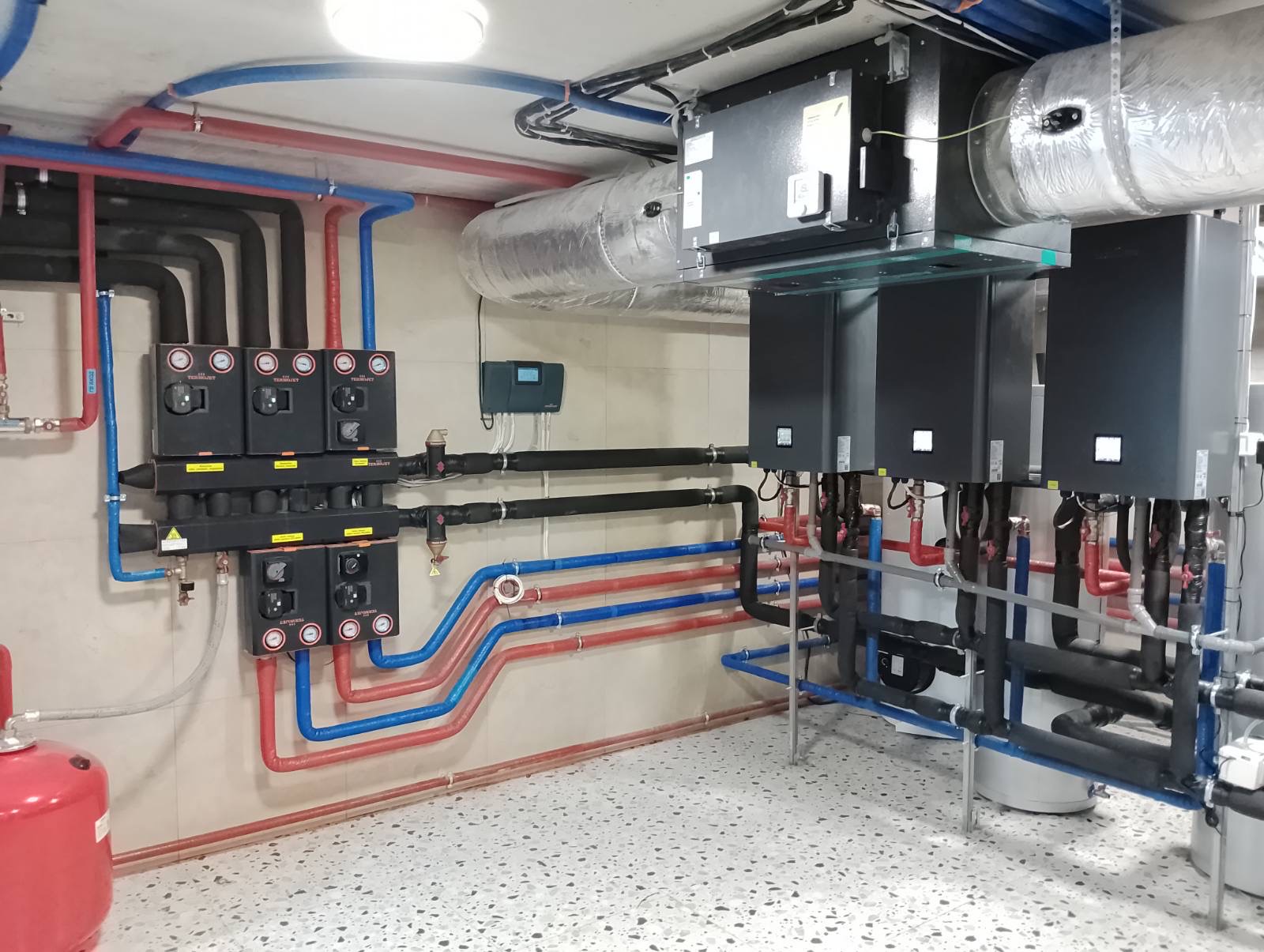 Heating during blackouts: how to make your boiler room grid-independent